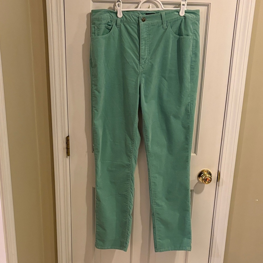 Talbots velveteen straight leg Green Pants size 14 like new condtion